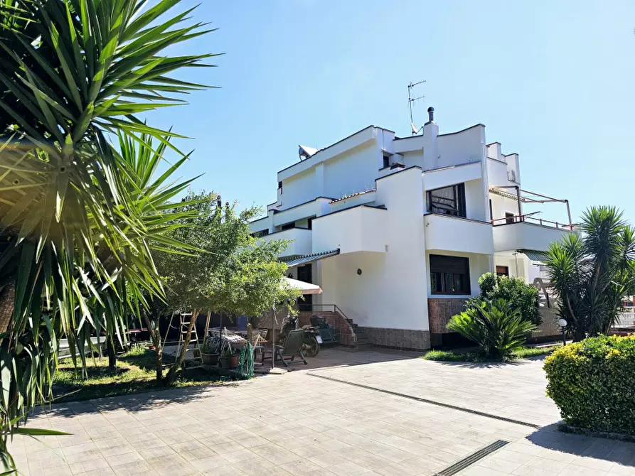 Immagine 34 di Villa in vendita  in Via San Nicola a Pellezzano