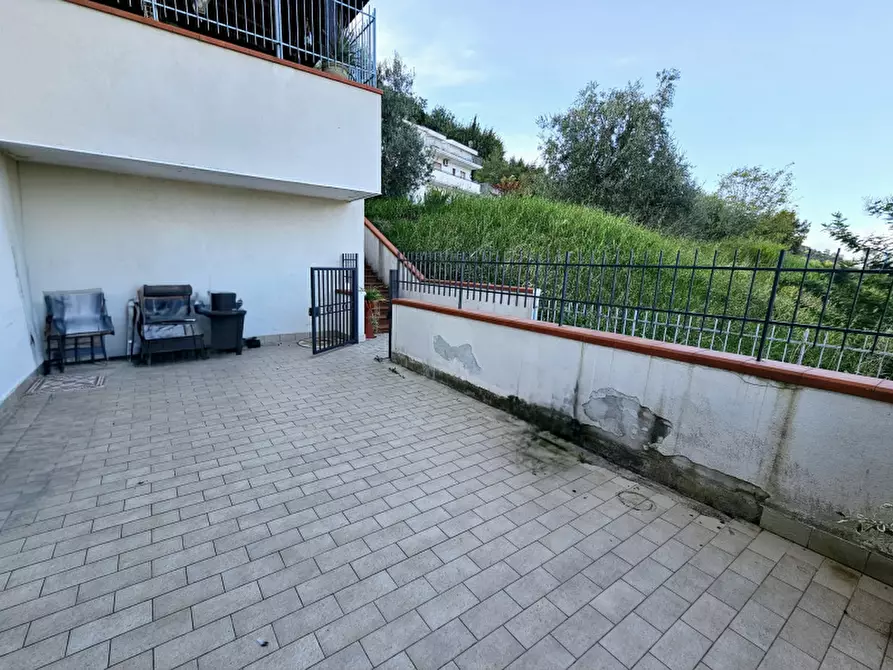 Immagine 5 di Appartamento in vendita  in Via Alcide De Gasperi a Pellezzano