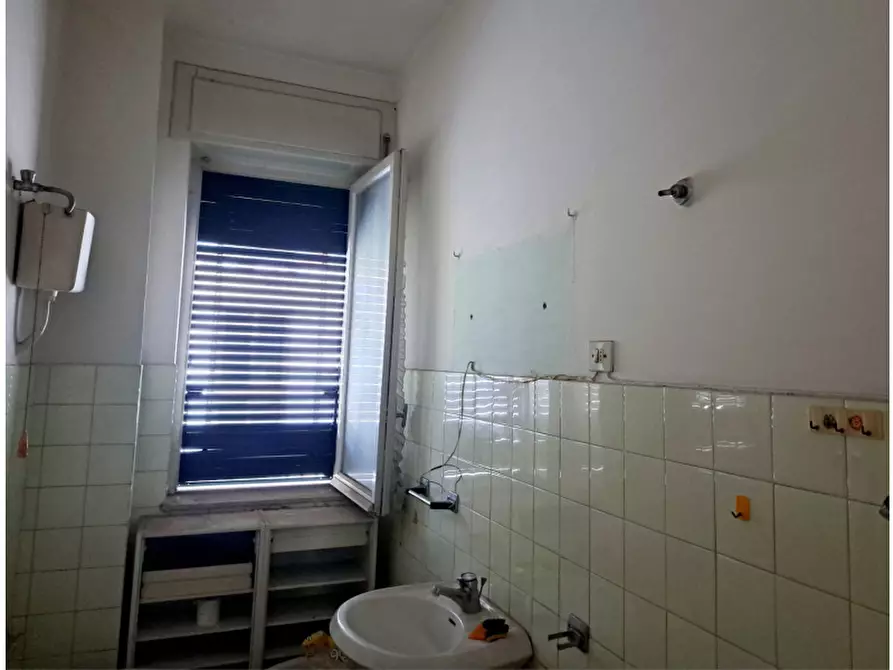 Immagine 10 di Appartamento in vendita  in Via Roberto Mazzetti a Salerno