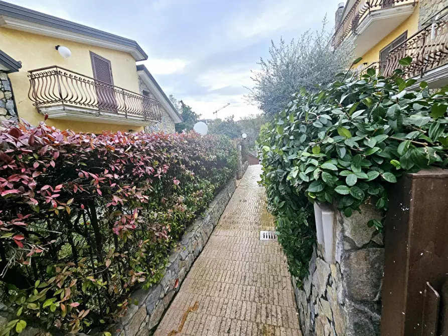 Immagine 23 di Villa in vendita  in Via San Bartolomeo a Pellezzano