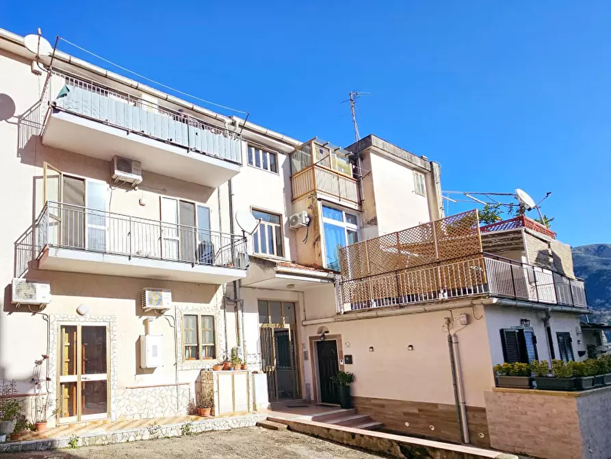 Immagine 1 di Appartamento in vendita  in Via Casa Braca a Pellezzano