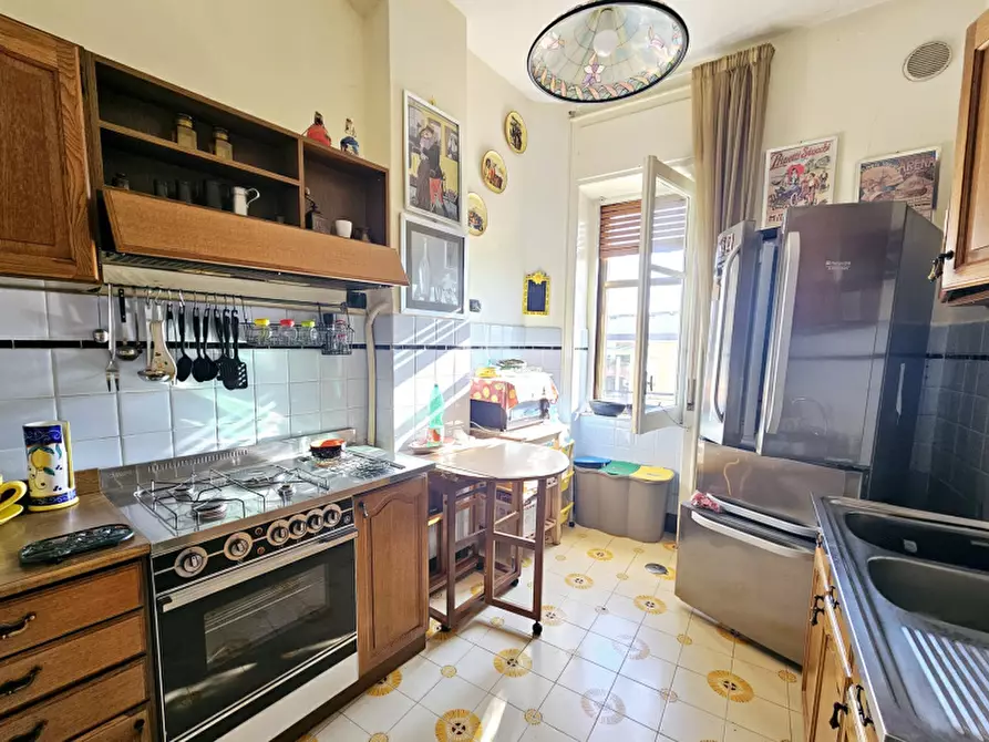 Immagine 9 di Appartamento in vendita  in Via Pio XI a Salerno