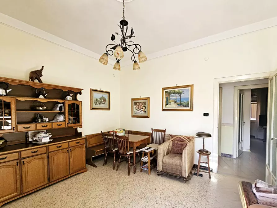 Immagine 13 di Appartamento in vendita  in Via Pio XI a Salerno