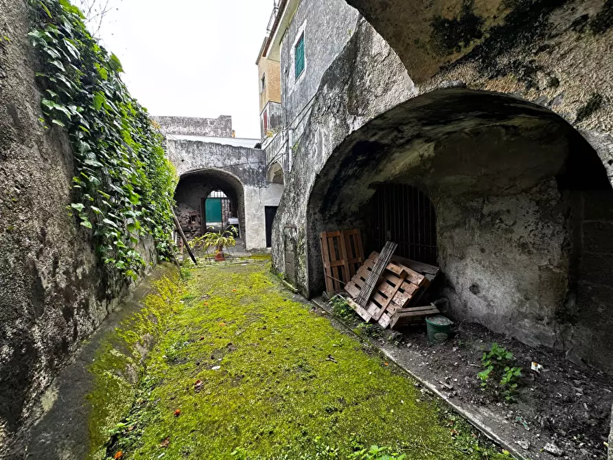 Immagine 4 di Appartamento in vendita  in Via Salvo D'Acquisto a Boscotrecase