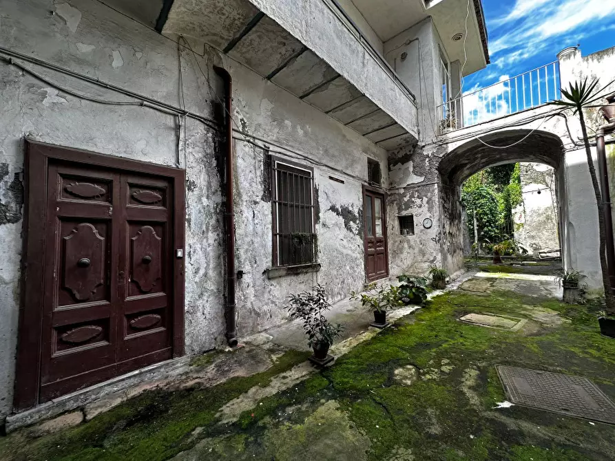 Immagine 2 di Appartamento in vendita  in Via Salvo D'Acquisto a Boscotrecase