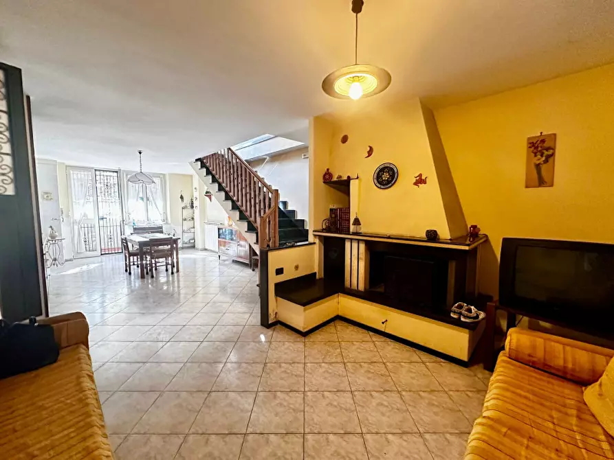 Immagine 15 di Villa in vendita  in Via Pastrengo a Boscotrecase