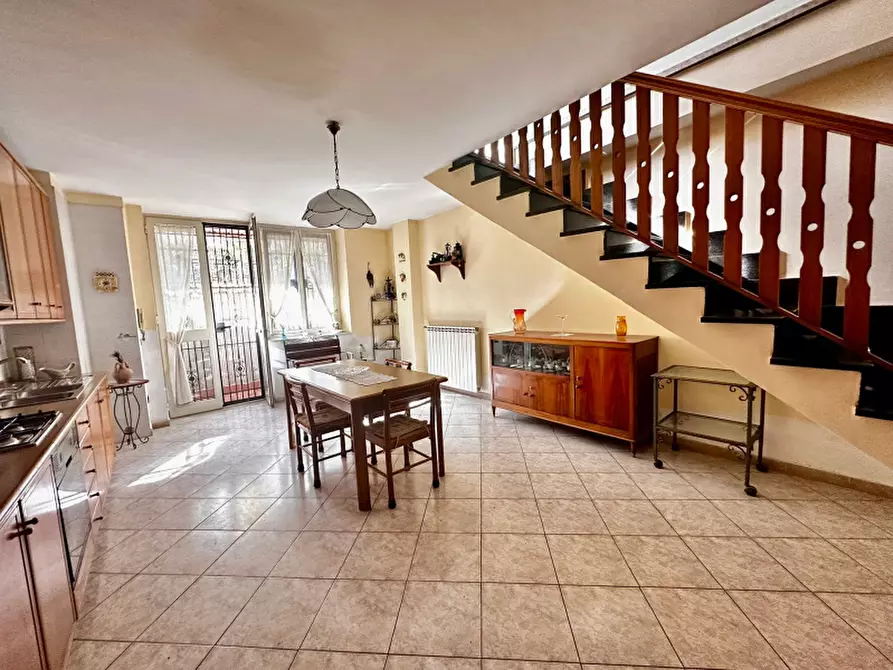 Immagine 12 di Villa in vendita  in Via Pastrengo a Boscotrecase