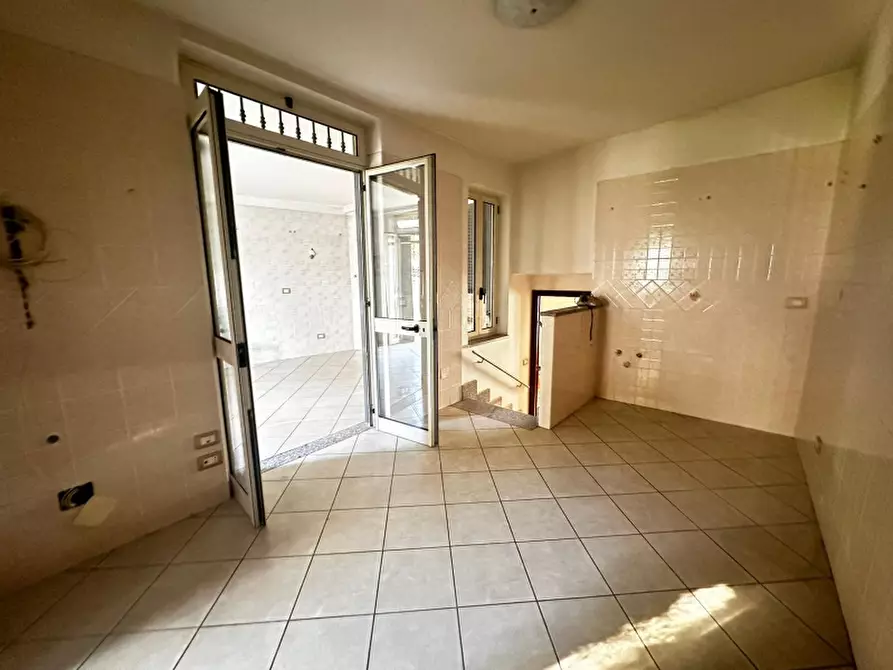 Immagine 9 di Villa in vendita  in Via Pompei a Boscoreale