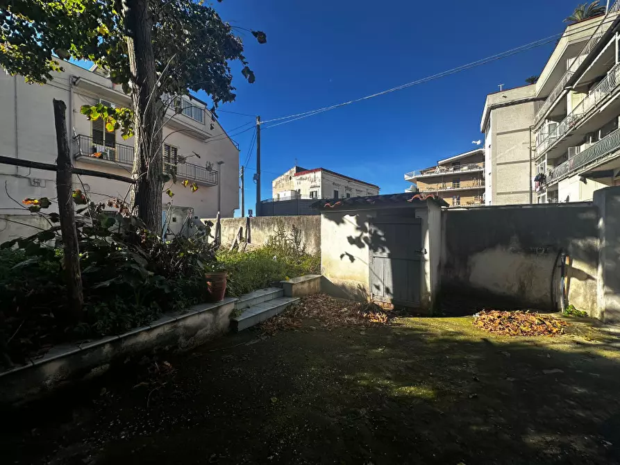 Immagine 21 di Villa in vendita  in Via Pompei a Boscoreale