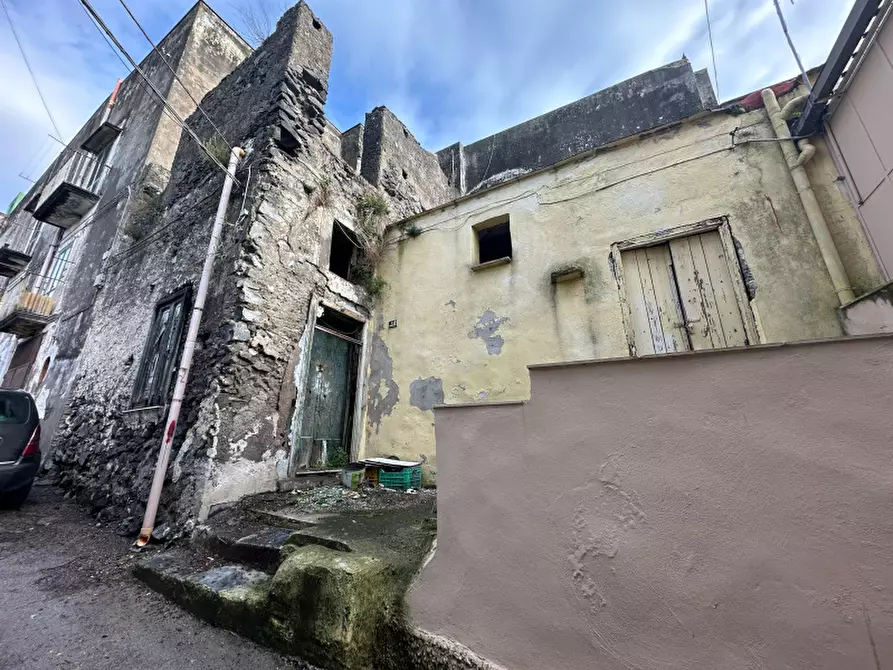 Immagine 2 di Rustico / casale in vendita  in Corso Umberto I a Boscotrecase