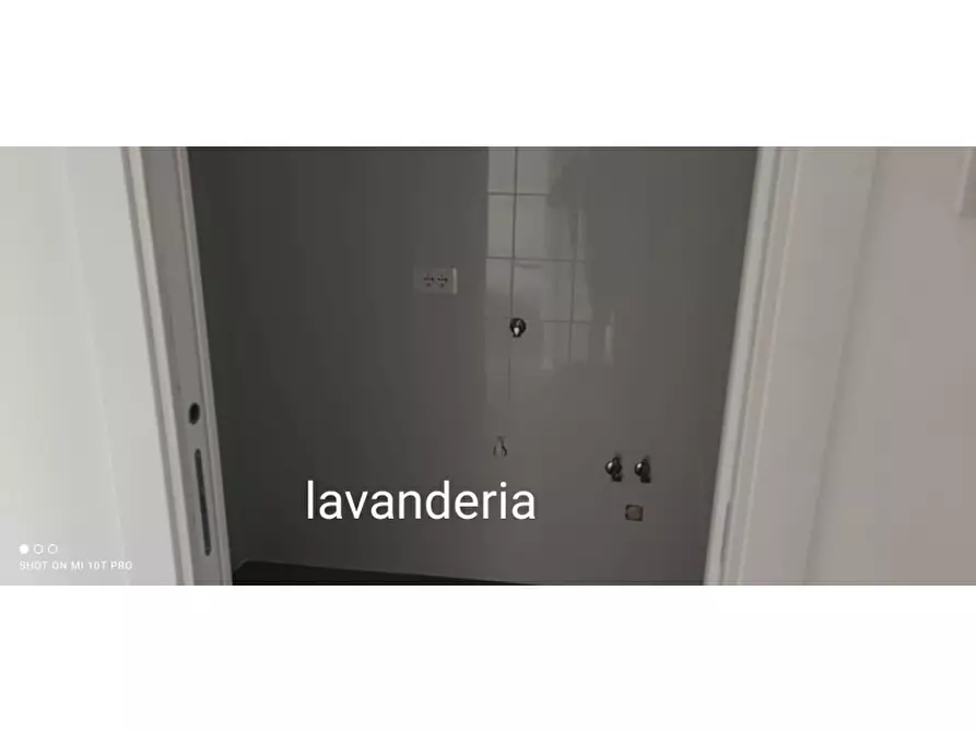 Immagine 9 di Appartamento in affitto  a Giffoni Valle Piana