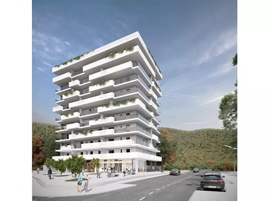 Immagine 1 di Appartamento in vendita  in Via Eduardo De Filippo a Salerno