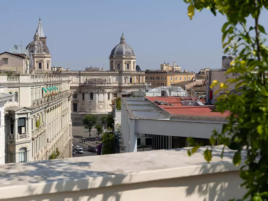 Immagine 40 di Appartamento in affitto  in Via Torino7 a Roma