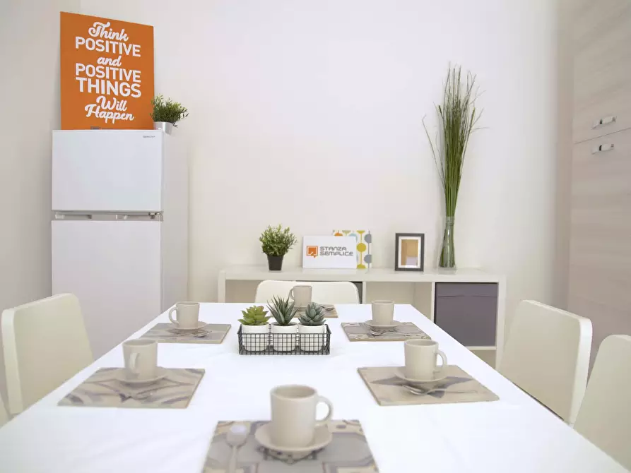 Immagine 5 di Camera in affitto  in Strada Maggiore47 a Bologna