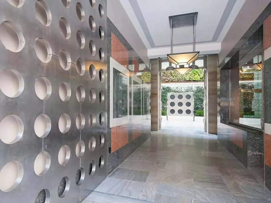 Immagine 14 di Appartamento in affitto  in Piazza Santa Maria Beltrade1 a Milano