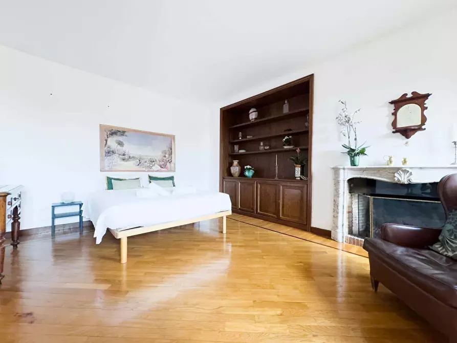 Immagine 6 di Appartamento in affitto  in Via Giulia171 a Roma