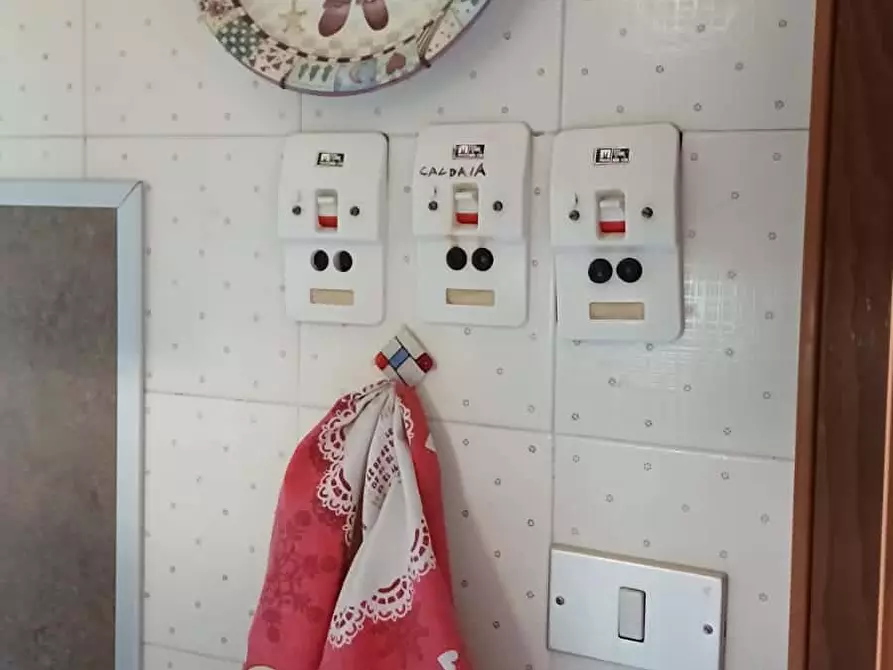 Immagine 21 di Appartamento in affitto  in Via Louis Pasteur118 a Bordighera