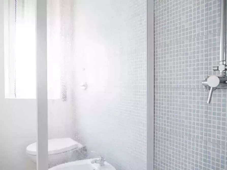 Immagine 8 di Appartamento in affitto  in Via Barona25 a Milano