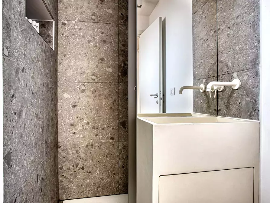 Immagine 21 di Appartamento in affitto  in Via Messina1 a Milano