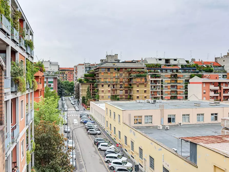 Immagine 1 di Camera in affitto  in Via Stromboli1 a Milano