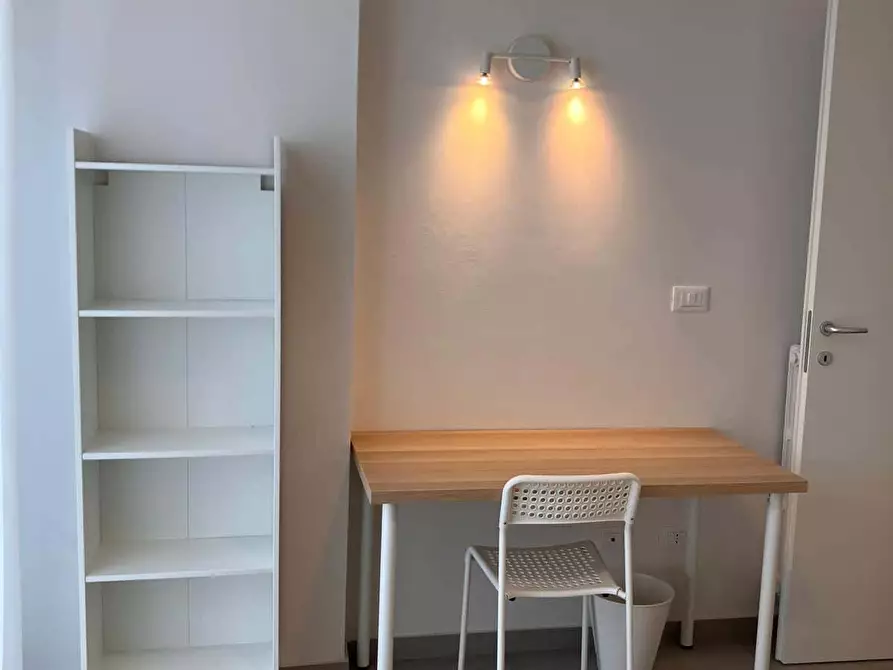 Immagine 5 di Camera in affitto  in Via Enrico Fermi3 a Bologna