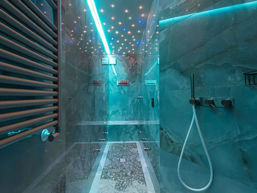 Immagine 33 di Appartamento in affitto  in Via de' Guicciardini a Firenze