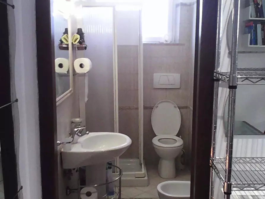 Immagine 20 di Appartamento in affitto  in Via Volterra8 a Roma