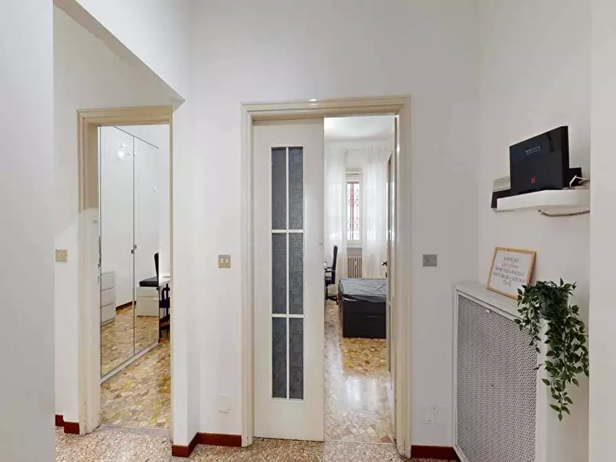 Immagine 17 di Camera in affitto  in Via Anco Marzio4 a Milano