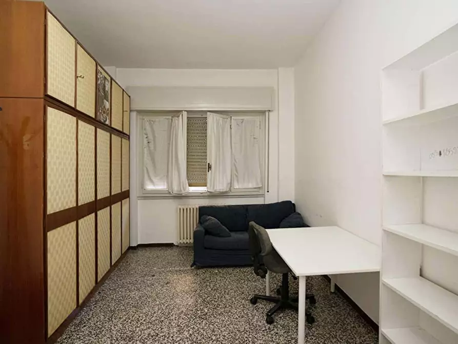 Immagine 3 di Camera in affitto  in Via Innocenzo Isimbardi a Milano