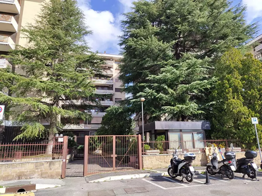 Immagine 7 di Appartamento in affitto  in Via Simone Martini125 a Roma