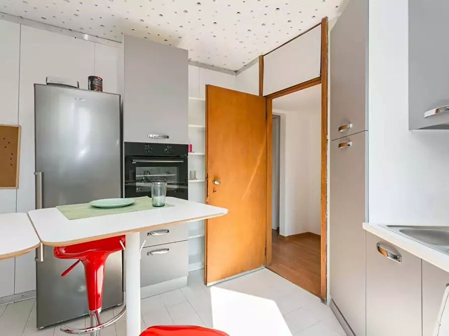 Immagine 7 di Camera in affitto  in Via Gavirate27 a Milano