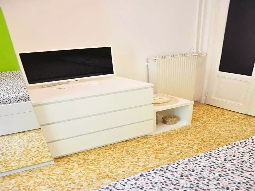 Immagine 4 di Camera in affitto  in Viale Abruzzi68 a Milano
