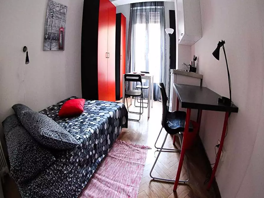Immagine 2 di Camera in affitto  in Via Felice Casati31 a Milano