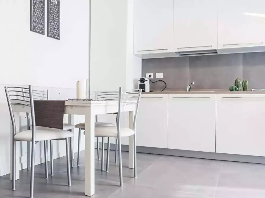 Immagine 5 di Appartamento in affitto  in Via San Gerolamo Emiliani1 a Milano