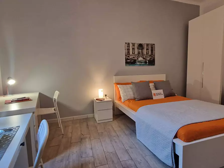 Immagine 6 di Camera in affitto  in Via in Selci54 a Roma