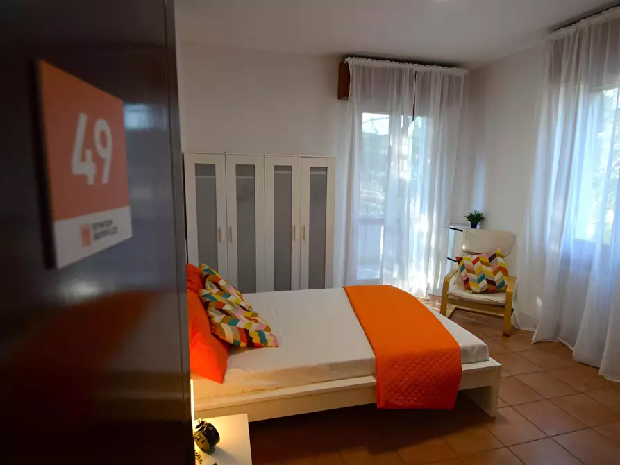 Immagine 2 di Camera in affitto  in Via Marzabotto72 a Modena