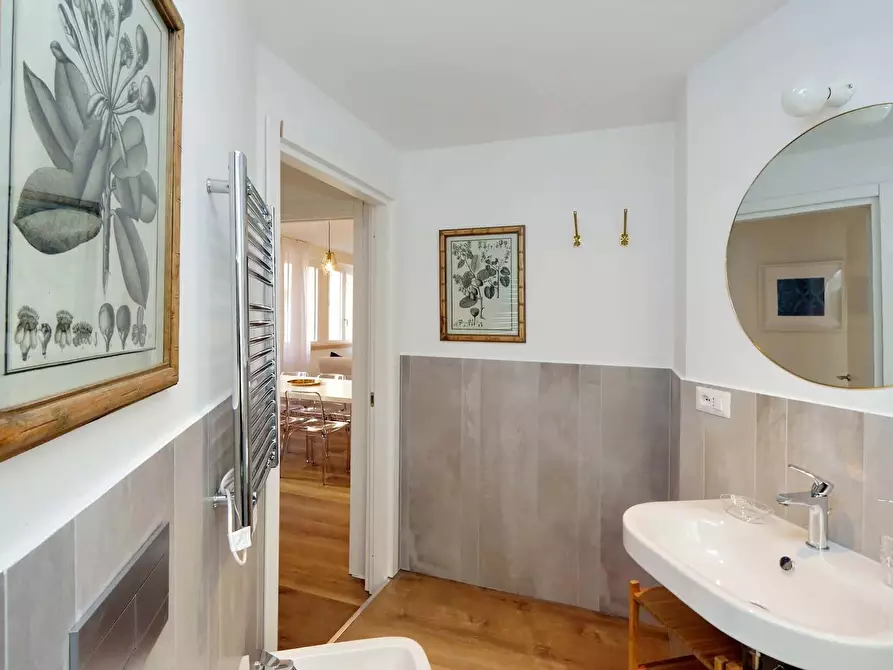 Immagine 6 di Appartamento in affitto  in Via Flavia93 a Roma