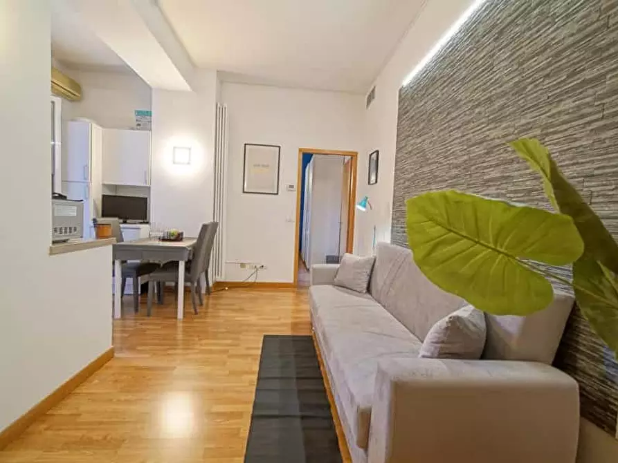 Immagine 6 di Appartamento in affitto  in Corso Venezia19 a Verona