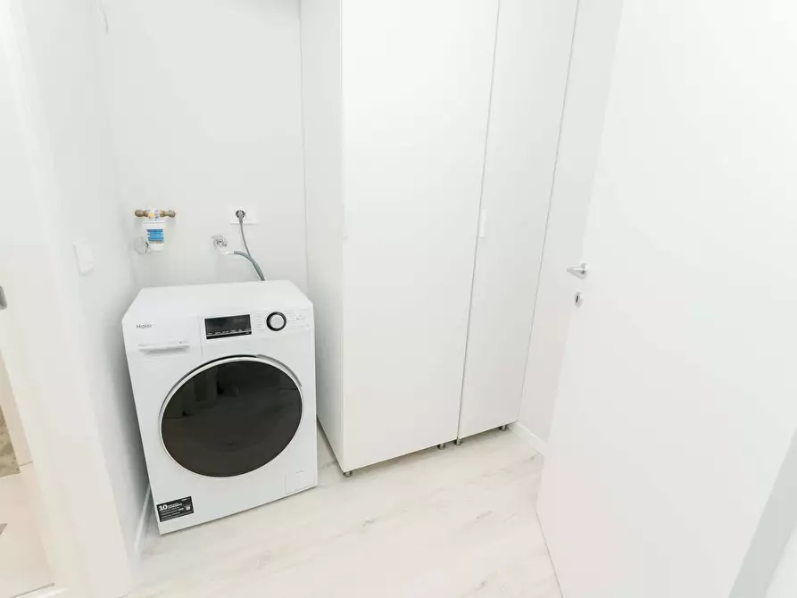 Immagine 15 di Appartamento in affitto  in Via Alfredo Comandini4 a Milano