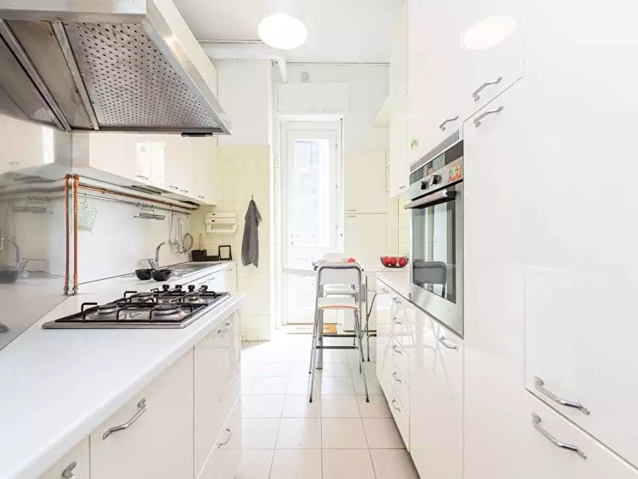 Immagine 12 di Camera in affitto  in Viale Emilio Caldara46 a Milano