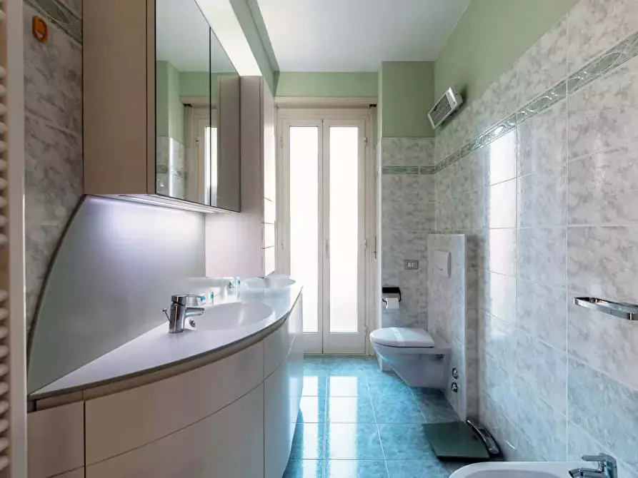 Immagine 27 di Appartamento in affitto  in Piazzale Milano5 a Campione D'italia