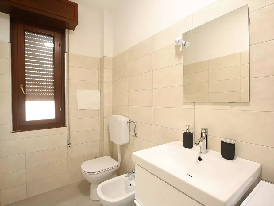 Immagine 16 di Camera in affitto  in Via Giuseppe Soli9 a Modena