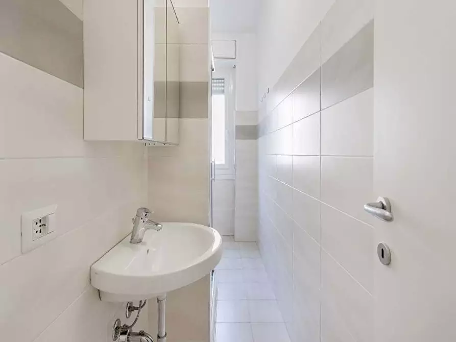 Immagine 8 di Camera in affitto  in Via Felice Bellotti11 a Milano