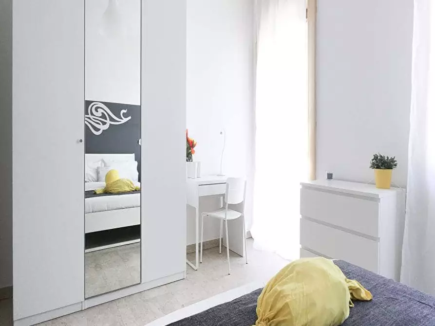 Immagine 3 di Camera in affitto  in Via Alberto Mario67 a Milano