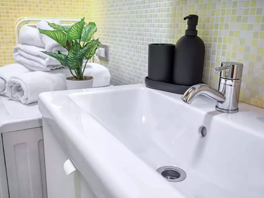 Immagine 18 di Appartamento in affitto  in Via Michelangelo Buonarroti9 a Milano