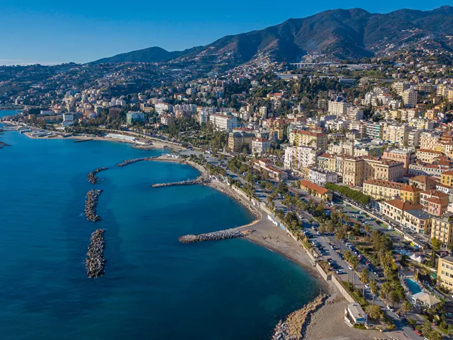 Immagine 13 di Appartamento in affitto  in Via Romolo Moreno16 a San Remo