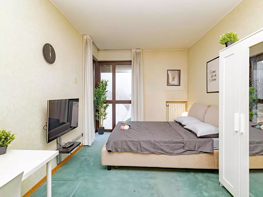 Immagine 1 di Camera in affitto  in Via Francesco Caracciolo77 a Milano