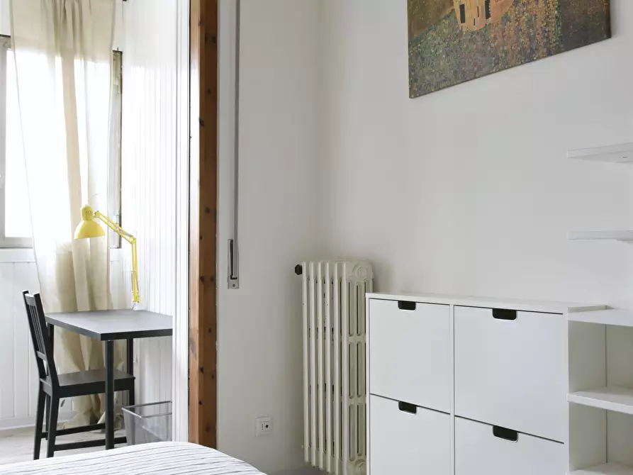 Immagine 6 di Camera in affitto  in Via Federico Engels8 a Milano