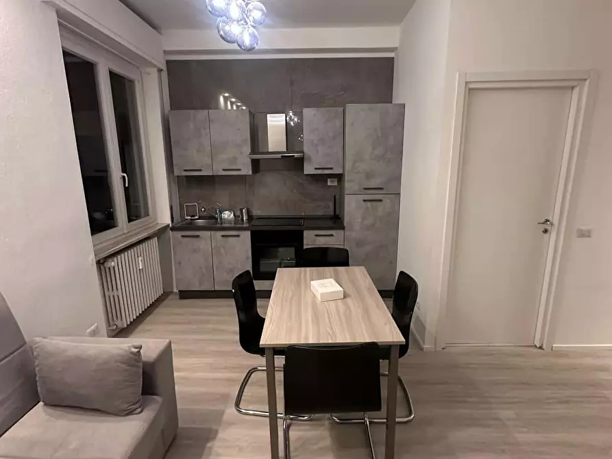 Immagine 1 di Appartamento in affitto  in Via Giovanni Battista Sammartini49 a Milano