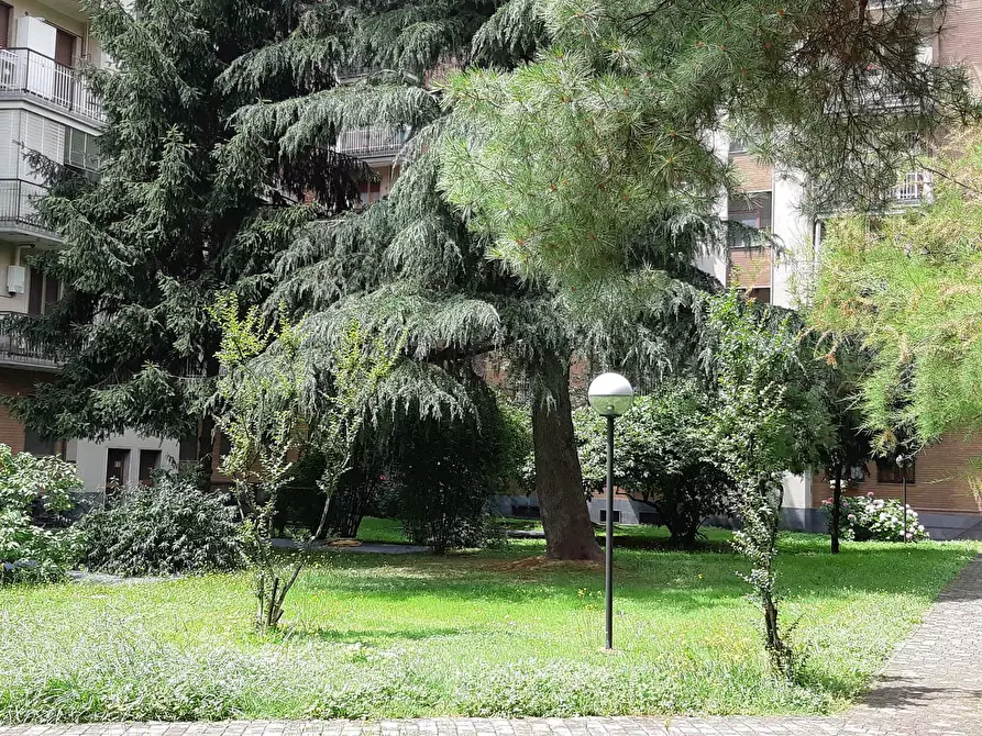 Immagine 17 di Camera in affitto  in Viale Famagosta30 a Milano